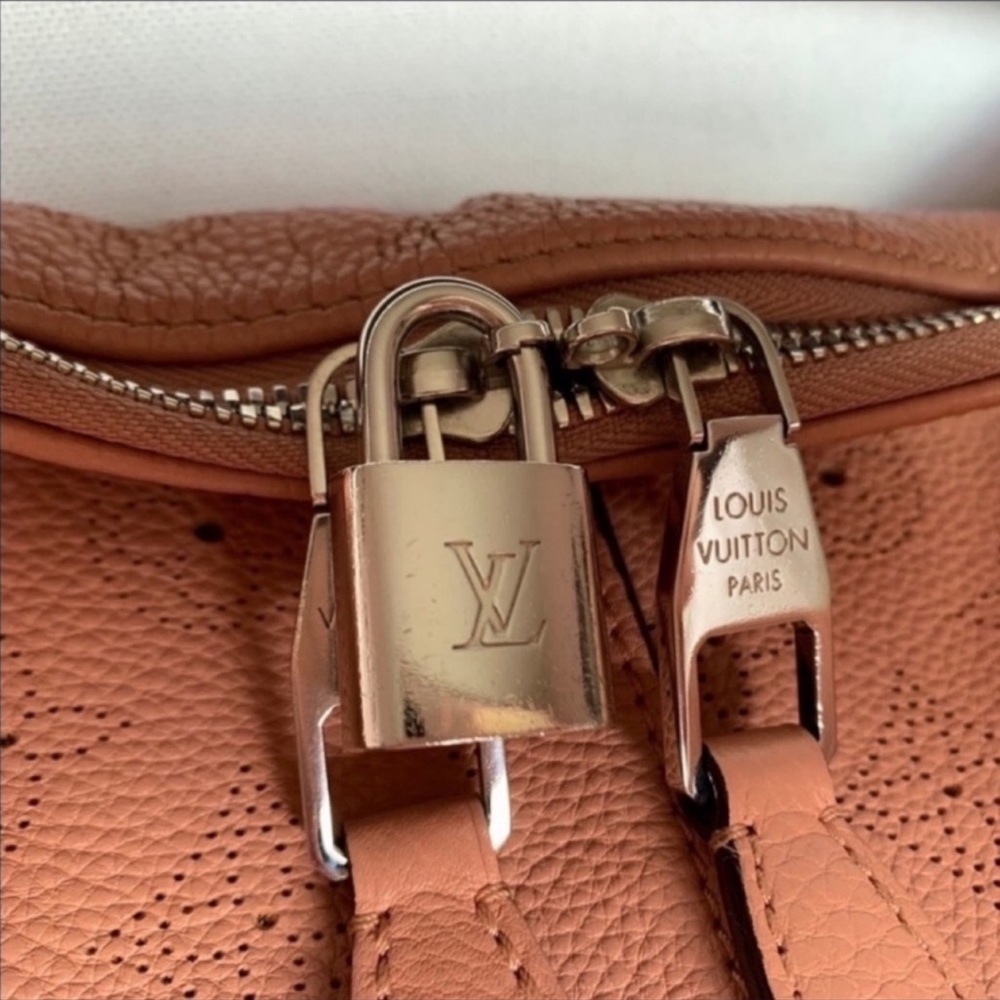 Louis Vuitton Mahina Selene PM Rose - Picture 10 of 14